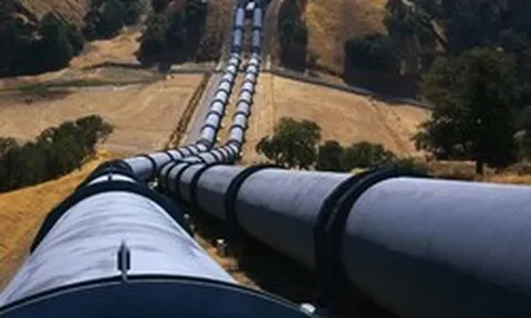 Thủ tướng Hungary đe dọa tăng cường biện pháp chống Ukraine liên quan đến tranh chấp dầu mỏ