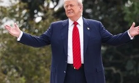 Những bước đi ngầm của Mỹ và Iran đằng sau bức màn giao tranh