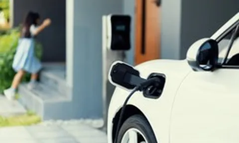 Hồi kết của kỷ nguyên "thuê" năng lượng: 1.700 tỷ USD sẽ đi đâu nếu thế giới ngừng dùng dầu?