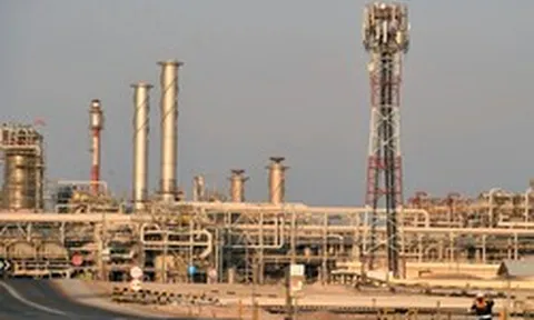 Iran tuyên bố không còn một giọt dầu để bán, xuất hiện một đường ống công suất 7 triệu thùng/ngày thành 'phao cứu sinh' cho cả thế giới