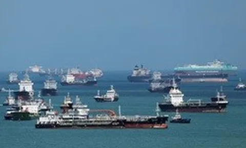 Các quốc gia đang ứng phó khủng hoảng xăng dầu toàn cầu thế nào?