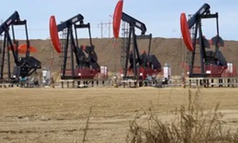 Không chỉ Nga, 2 ‘ông trùm’ dầu mỏ khác có trữ lượng tổng cộng 170 tỷ thùng đang ‘ngư ông đắc lợi’ giữa cuộc chiến ở Trung Đông