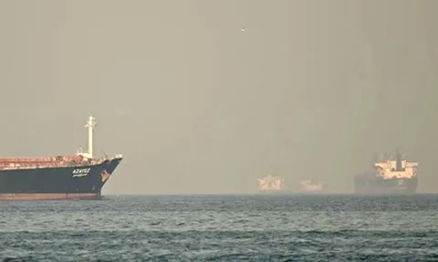 Tắc nghẽn ở eo biển Hormuz tác động đến tận Đông Âu