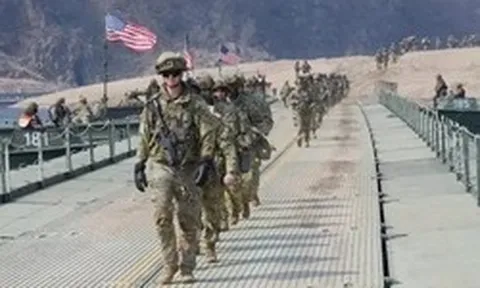 Lầu Năm Góc chuẩn bị phương án tác chiến trên bộ tại Iran trong nhiều tuần