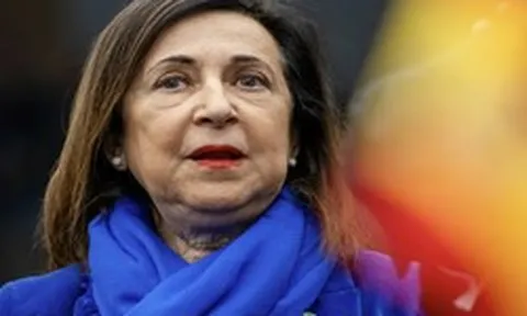 Tây Ban Nha đóng không phận với máy bay Mỹ đánh Iran, Anh không muốn sa lầy