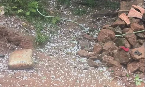 Mưa đá, giông lốc lại xuất hiện ở Hà Nội, Phú Thọ, Cao Bằng, liệu có bất thường?