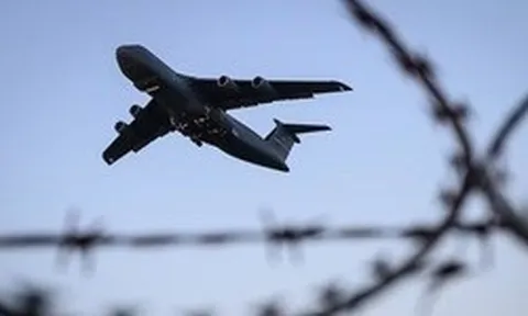 Israel bất ngờ đóng băng hợp tác quốc phòng với Pháp