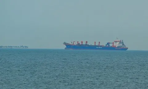 Các tàu và thuyền viên Việt Nam qua eo biển Hormuz vẫn an toàn