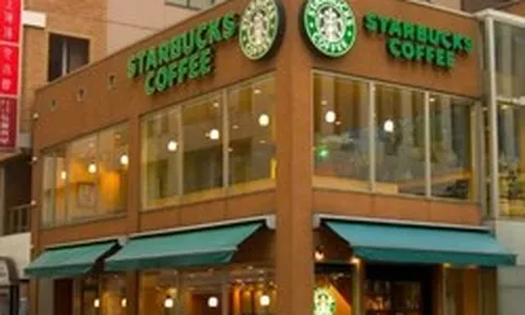 Trở thành chuỗi cà phê 2.000 cửa hàng lớn nhất Nhật Bản chỉ nhờ 1 bức thư xuyên Thái Bình Dương: Cách Starbucks dùng 30 năm để 'lấy lòng' người châu Á