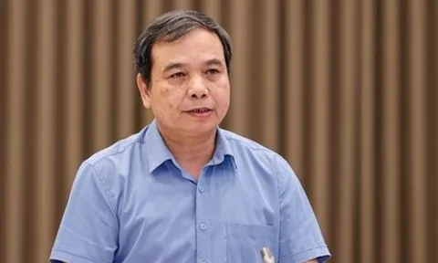 Sau vụ 300 tấn lợn bệnh, Bộ GD&ĐT yêu cầu công khai đơn vị cung cấp suất ăn vào trường học