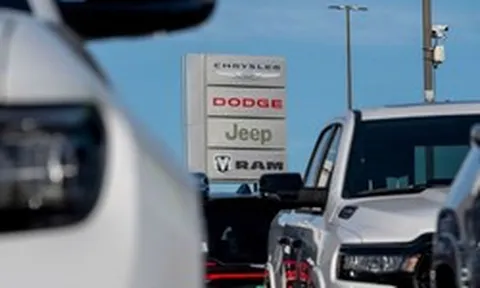 Hãng xe hơi 100 năm tuổi biểu tượng của Mỹ giờ chỉ bán đúng một chiếc xe, gặm nhấm khoản lỗ 25 tỷ USD