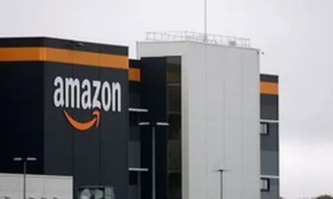 Amazon đàm phán để “thâu tóm” một tập đoàn viễn thông, đối đầu trực tiếp với Starlink của tỷ phú Elon Musk