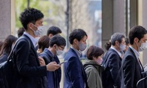 Buồn của nền kinh tế thứ 2 châu Á: Thu nhập 500 triệu đồng/năm vẫn khó sống, nhiều ngành mỗi năm chứng kiến 10.000 thực tập sinh ra đi