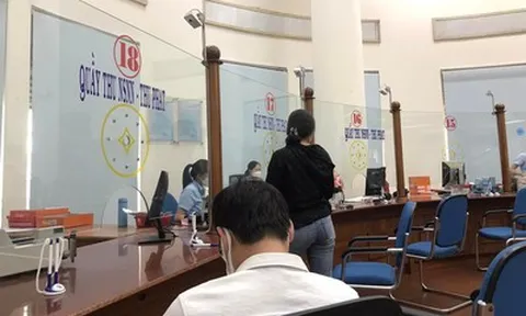 Tôi đi hoàn thuế