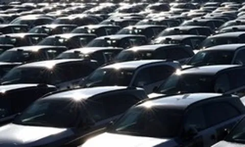 1,75 triệu xe điện bán ra chỉ trong 31 ngày: Chuyến ‘tàu lượn siêu tốc’ chưa từng có của ngành EV