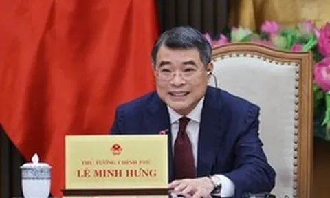 Đề nghị Singapore hỗ trợ Việt Nam xây dựng các trung tâm tài chính quốc tế