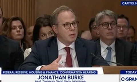 Vài ngày trước khi ông Trump ra lệnh tấn công Iran, quan chức Bộ Tài chính Mỹ ‘trúng lớn’ khi mạnh tay mua vào cổ phiếu dầu, hạt nhân