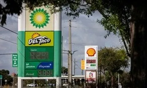 Hormuz bị phong toả 'kép', thị trường năng lượng toàn cầu tiến gần 'điểm gãy'