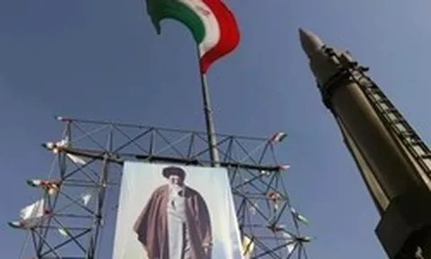 Axios: Mỹ cân nhắc giải phóng 20 tỷ USD tài sản đóng băng của Iran, đàm phán tiến gần bước ngoặt