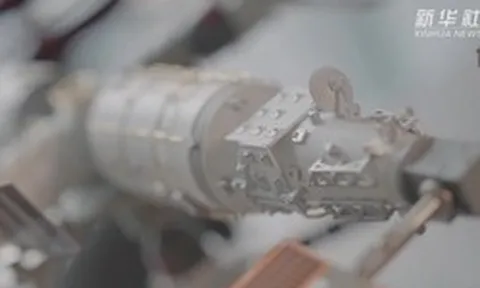 Trung Quốc tạo ra "bộ não mỏng hơn cả giấy", thách thức thế độc quyền của phương Tây suốt nhiều năm