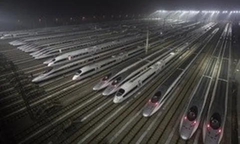 2 thập kỷ xây dựng mạng lưới đường sắt cao tốc lớn nhất thế giới ở Trung Quốc