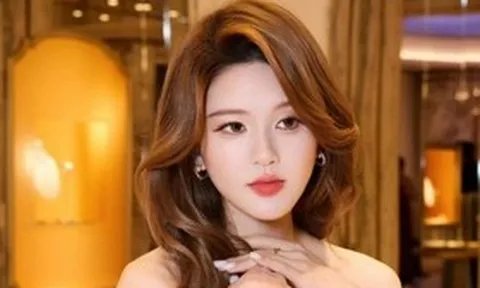 "Nữ thần thanh xuân" Triệu Lộ Tư hóa công chúa khiến netizen "đứng ngồi không yên"