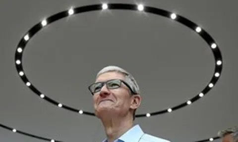 Kết thúc kỷ nguyên Tim Cook: 15 năm lẫy lừng và dấu chấm hỏi AI trị giá hàng nghìn tỷ USD