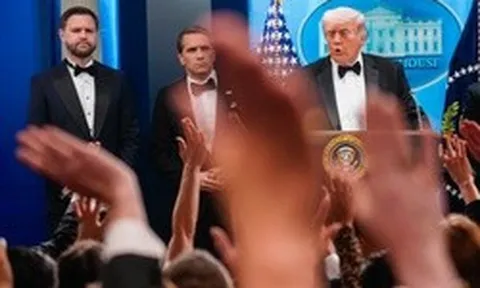 Ông Trump họp báo sau vụ nổ súng: "Tổng thống là một nghề nguy hiểm"; tiết lộ đầu tiên về nghi phạm