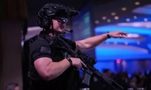 Mật vụ Mỹ phản ứng ra sao khi tổng thống gặp nguy hiểm?