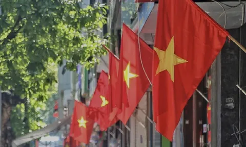 Đi làm vào ngày lễ 30/4 và 1/5 năm 2026 sẽ được hưởng lương gấp mấy lần ngày thường?