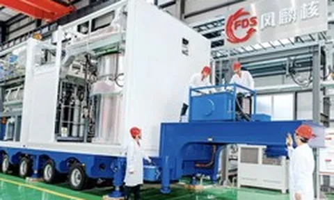 Chưa từng có: Trung Quốc đặt lò phản ứng hạt nhân lên xe tải, di chuyển khắp nơi, hoạt động trong nhiều thập kỷ mà không cần tiếp nhiên liệu