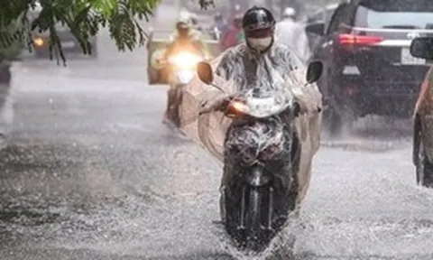 Dự báo thời tiết 4/5: Không khí lạnh liên tiếp tràn về, miền Bắc mưa dông cực lớn kèm lốc sét