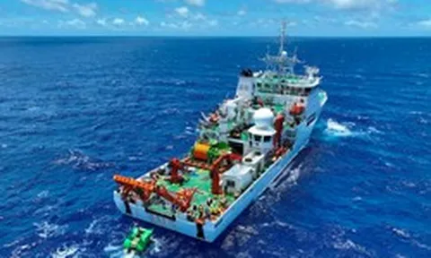 Phát hiện tàu Trung Quốc dài gần 100 mét, di chuyển liên tục 60 ngày, làm nhiệm vụ đặc biệt khiến Mỹ cũng phải chú ý