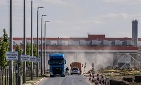 Dự án khổng lồ của Trung Quốc ở Hungary gây tranh cãi, Budapest bất ngờ "đổi giọng" với Bắc Kinh