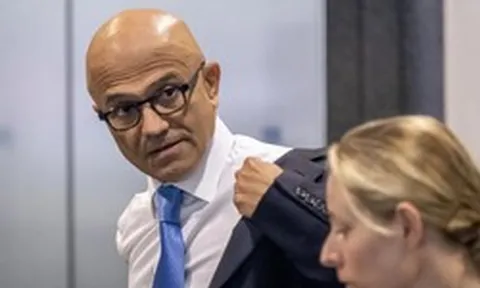 Lời tự thú gây sốc của CEO Satya Nadella: Sợ hãi chính OpenAI dù cam kết chi 100 tỷ USD đầu tư, lịch sử 40 năm IBM bị Microsoft soán ngôi vẫn chưa phai