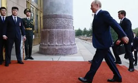 Dàn CEO tháp tùng Tổng thống Nga Putin đến Bắc Kinh