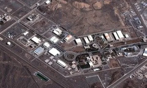 Rộ tin Iran muốn chuyển giao kho dự trữ hạt nhân cho Nga