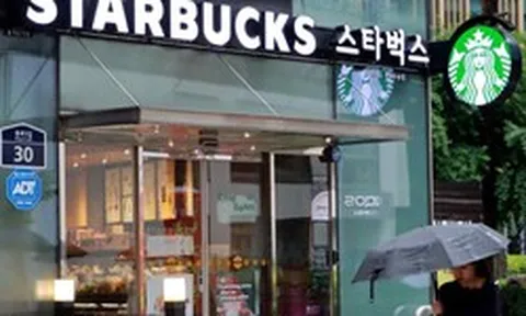 Nóng: Starbucks bị tẩy chay diện rộng, một CEO nhận án sa thải ngay lập tức