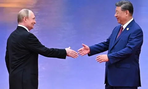 Ông Putin gọi ông Tập Cận Bình là “người bạn thân quý”