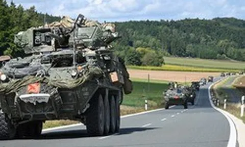 NATO nhóm họp trong âu lo