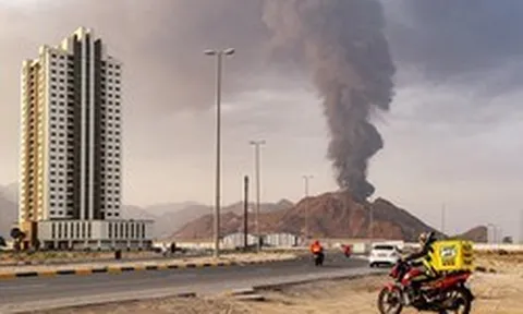 'Mượn đường' UAE mua công nghệ Trung Quốc, UAV Iran lại nhắm thẳng vùng Vịnh: Bí mật bị báo Anh phanh phui