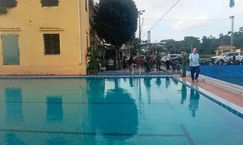3 cháu bé nguy kịch nghi do điện giật ở bể bơi trường học