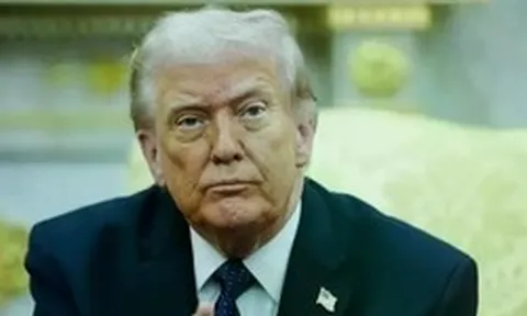Tổng thống Mỹ Trump tuyên bố dỡ bỏ lệnh phong toả hàng hải với Iran