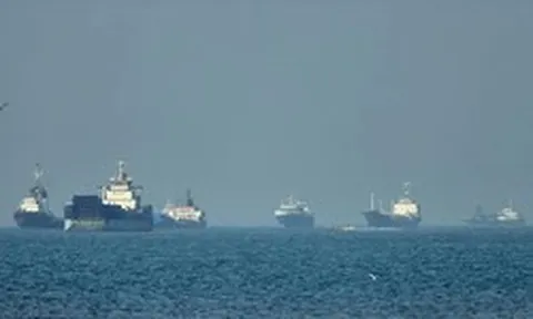 Cơ quan quản lý eo biển Hormuz của Iran cam kết hoạt động " không gián đoạn"