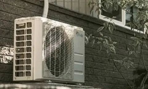 Thành phố tặng máy điều hòa miễn phí cho người cao tuổi thu nhập thấp