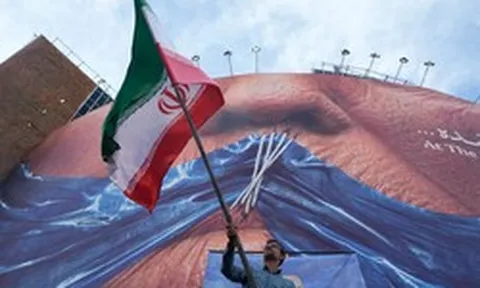 Mỹ và Iran đã "dùng dằng" bao lần đứng trước ngưỡng cửa hòa bình?