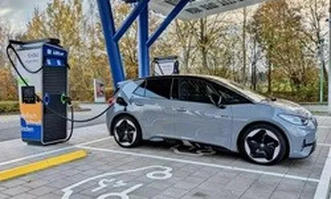 Nhiều quốc gia tăng tốc mở rộng hạ tầng sạc để thúc đẩy xe điện