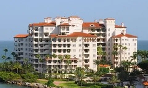 Vụ lừa đảo sở hữu kỳ nghỉ timeshare lớn chưa từng có trong lịch sử: 3.500 người cao tuổi dính bẫy, quy mô tới 985 tỷ đồng