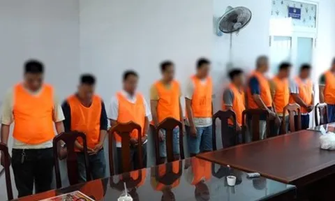 Đánh sập đường dây cá độ bóng đá qua mạng, giao dịch hơn 2 tỷ đồng