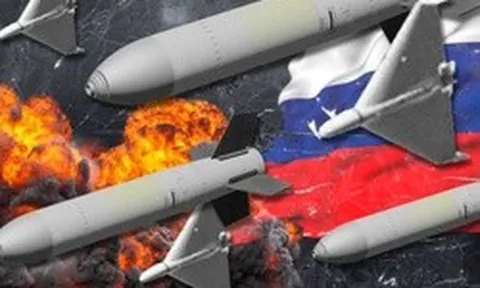 Mất oanh tạc cơ không thể thay thế, Nga vẫn ném bom dữ dội: Ukraine đối mặt tên lửa 'ẩn giấu' giữa bầy UAV